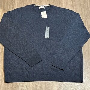 Old Navy Men's Blue Crewneck Sweater